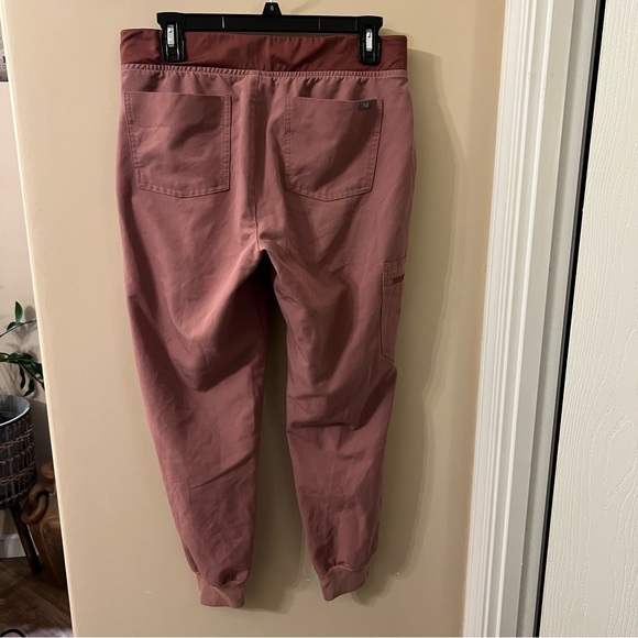Figs Zamora Scrub Jogger Mineral Mauve - Picture 7 of 10